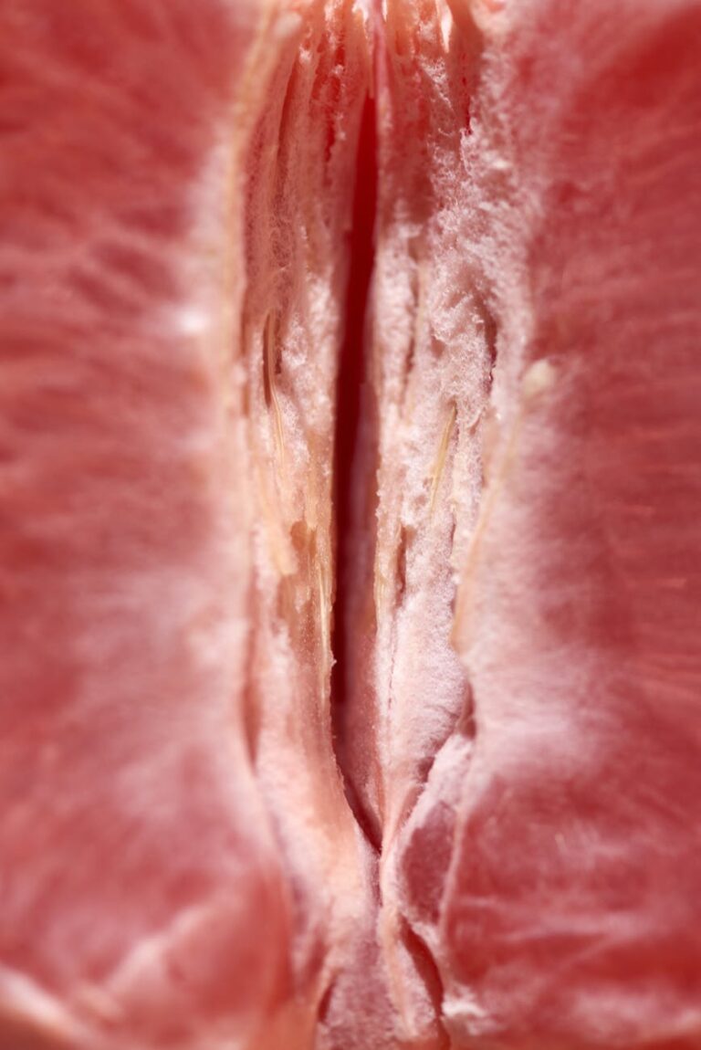 Tyrimas__43%_gyventoju_mano__kad_Lietuvoje_paplites_seksualinis_priekabiavimas_pries_moteris